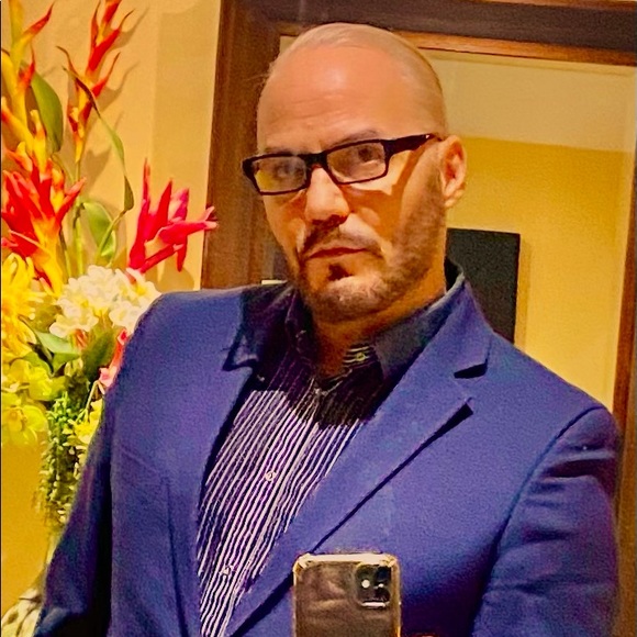 Meet your Posher, Urso - Picture 1 of 16